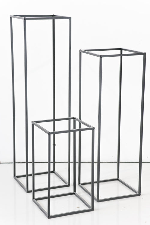 Wire Plinths - Black (3)