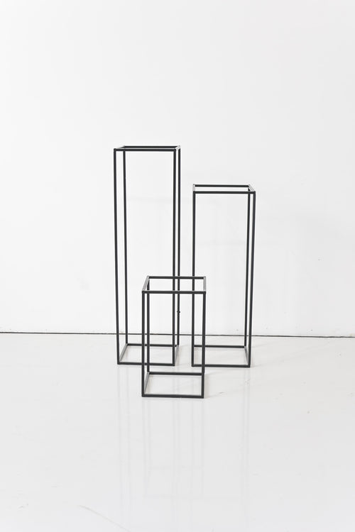 Wire Plinths - Black (3)