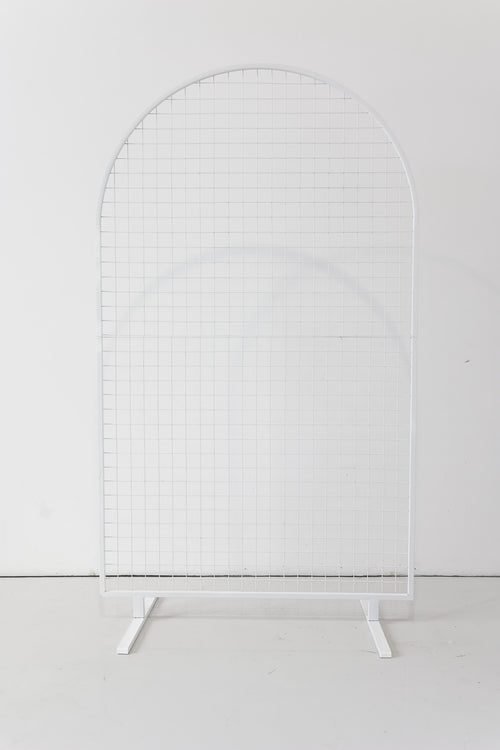 Arched Mesh Backdrop