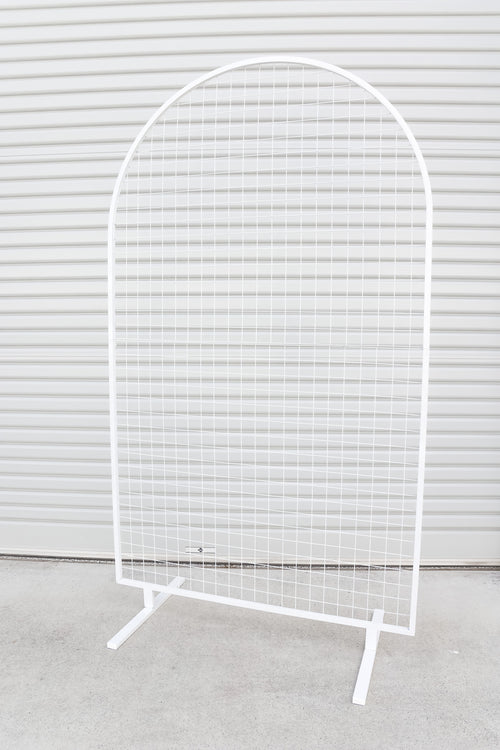 Arched Mesh Backdrop